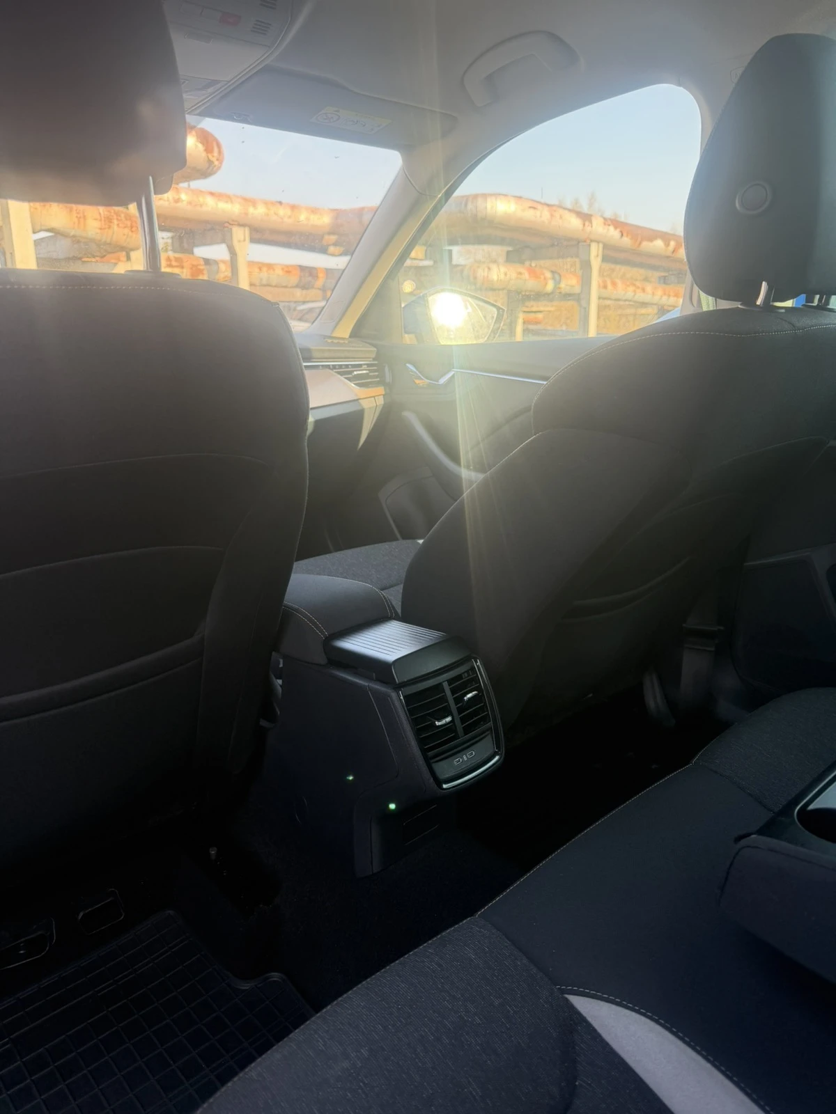 Skoda Kamiq, снимка 12 - Автомобили и джипове - 53960770