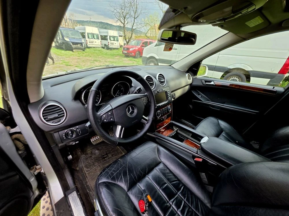 Mercedes-Benz ML 320 3.2CDI 2007g, снимка 7 - Автомобили и джипове - 54259149