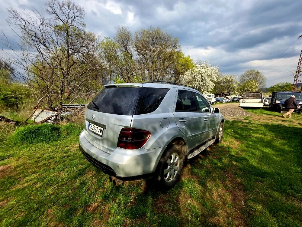 Mercedes-Benz ML 320 3.2CDI 2007g, снимка 4 - Автомобили и джипове - 54259149