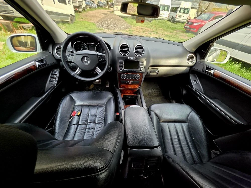 Mercedes-Benz ML 320 3.2CDI 2007g, снимка 9 - Автомобили и джипове - 54259149