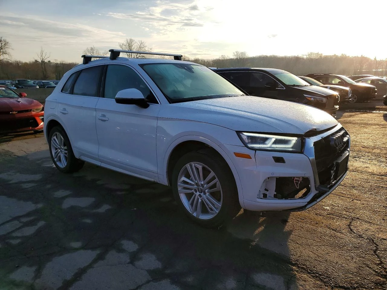 Audi Q5 2.0l Premium Plus, снимка 4 - Автомобили и джипове - 54323057