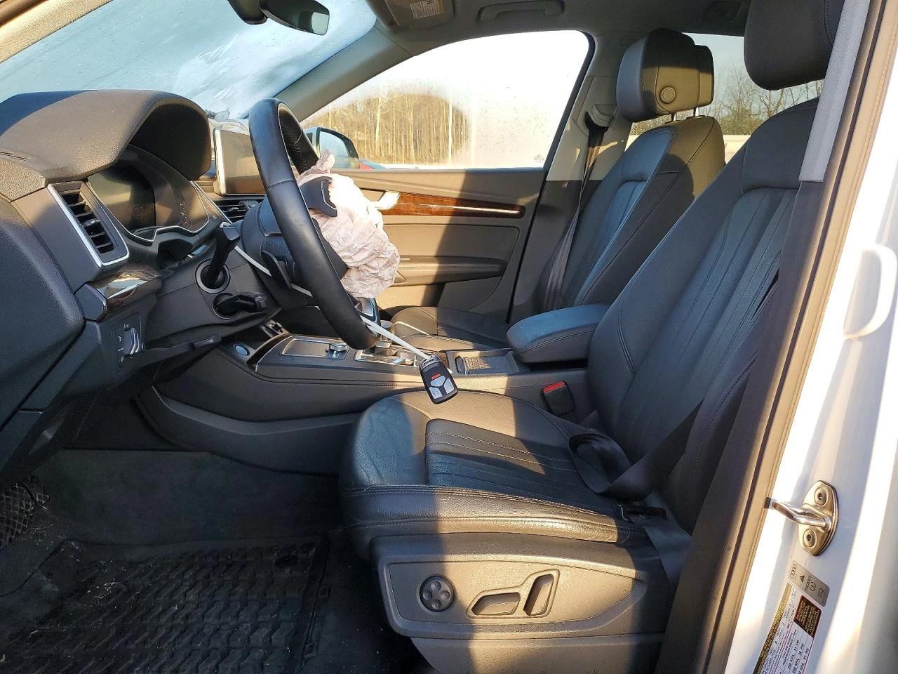 Audi Q5 2.0l Premium Plus, снимка 7 - Автомобили и джипове - 54323057