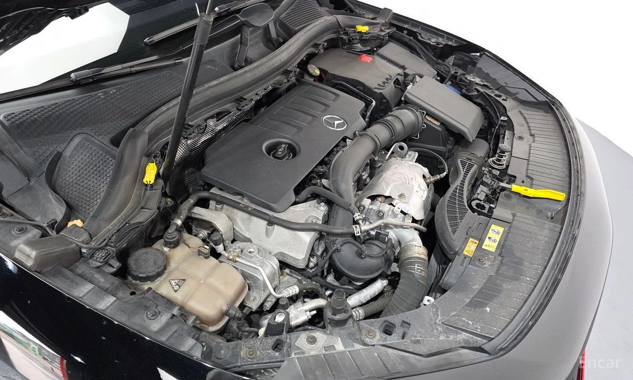 Mercedes-Benz GLA 250 4MATIC* AMG* AMBIENT* ПОДГРЕВ* КАМЕРА* КЕЙЛЕС, снимка 6 - Автомобили и джипове - 54480345