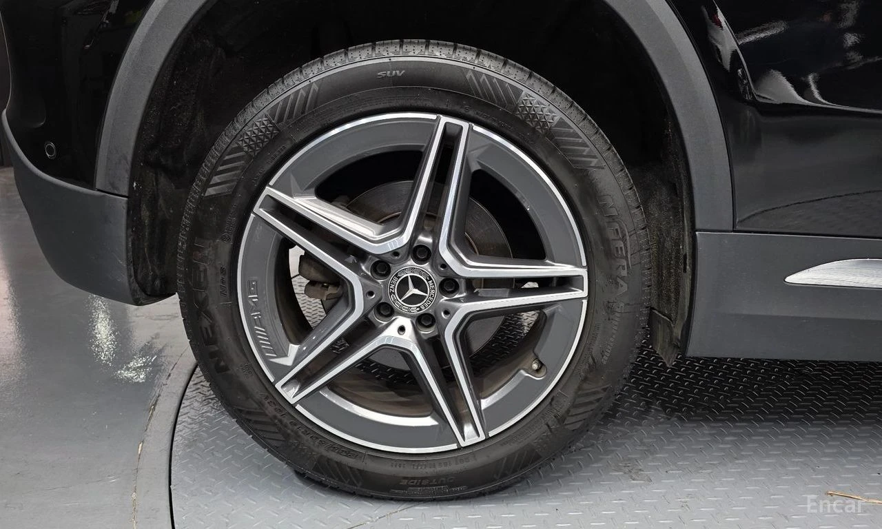 Mercedes-Benz GLA 250 4MATIC* AMG* AMBIENT* ПОДГРЕВ* КАМЕРА* КЕЙЛЕС, снимка 5 - Автомобили и джипове - 54480345