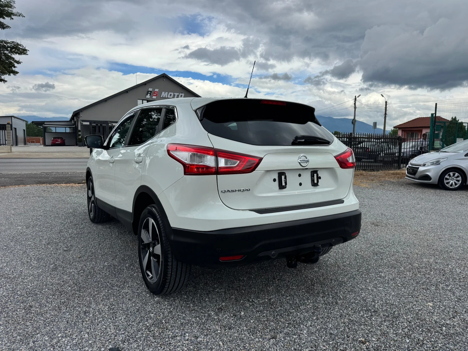 Nissan Qashqai 1.2DIG-T AUTOMATIK N-CONNECTA FULL!!, снимка 5 - Автомобили и джипове - 54653225
