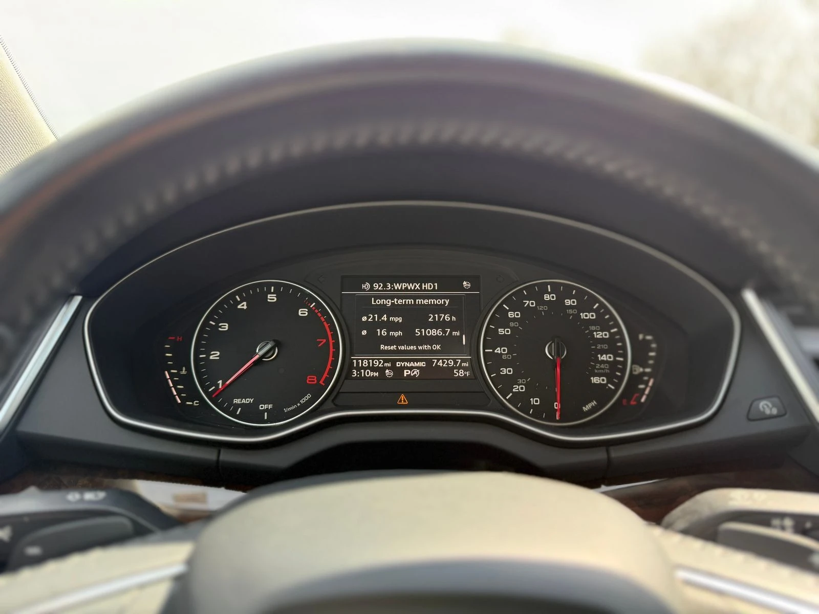 Audi Q5 Premium Quattro, снимка 9 - Автомобили и джипове - 54702887