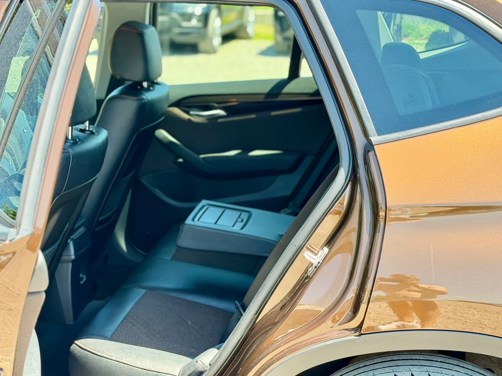 BMW X1 2.0D xdrive  * X-Line* * Bi-Xenon* * Кожа* , снимка 11 - Автомобили и джипове - 55077521