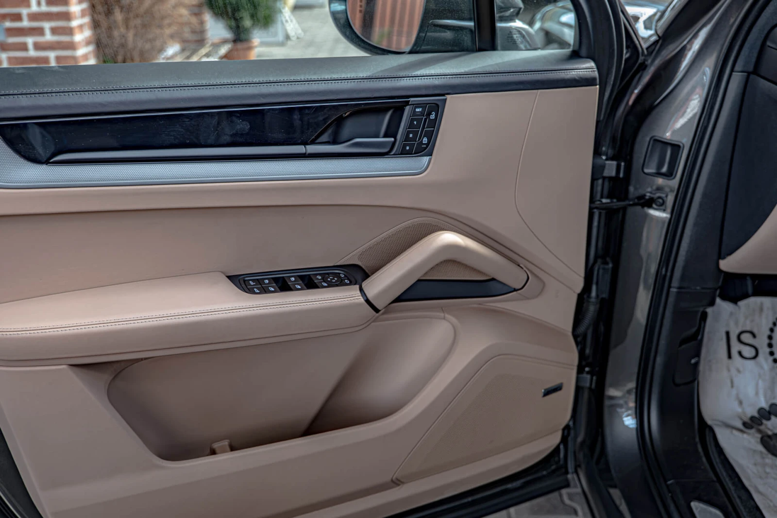 Porsche Cayenne Bose/ACC/Камера/PASM/ABD/PDC/F1/Обдухване, снимка 8 - Автомобили и джипове - 55317782