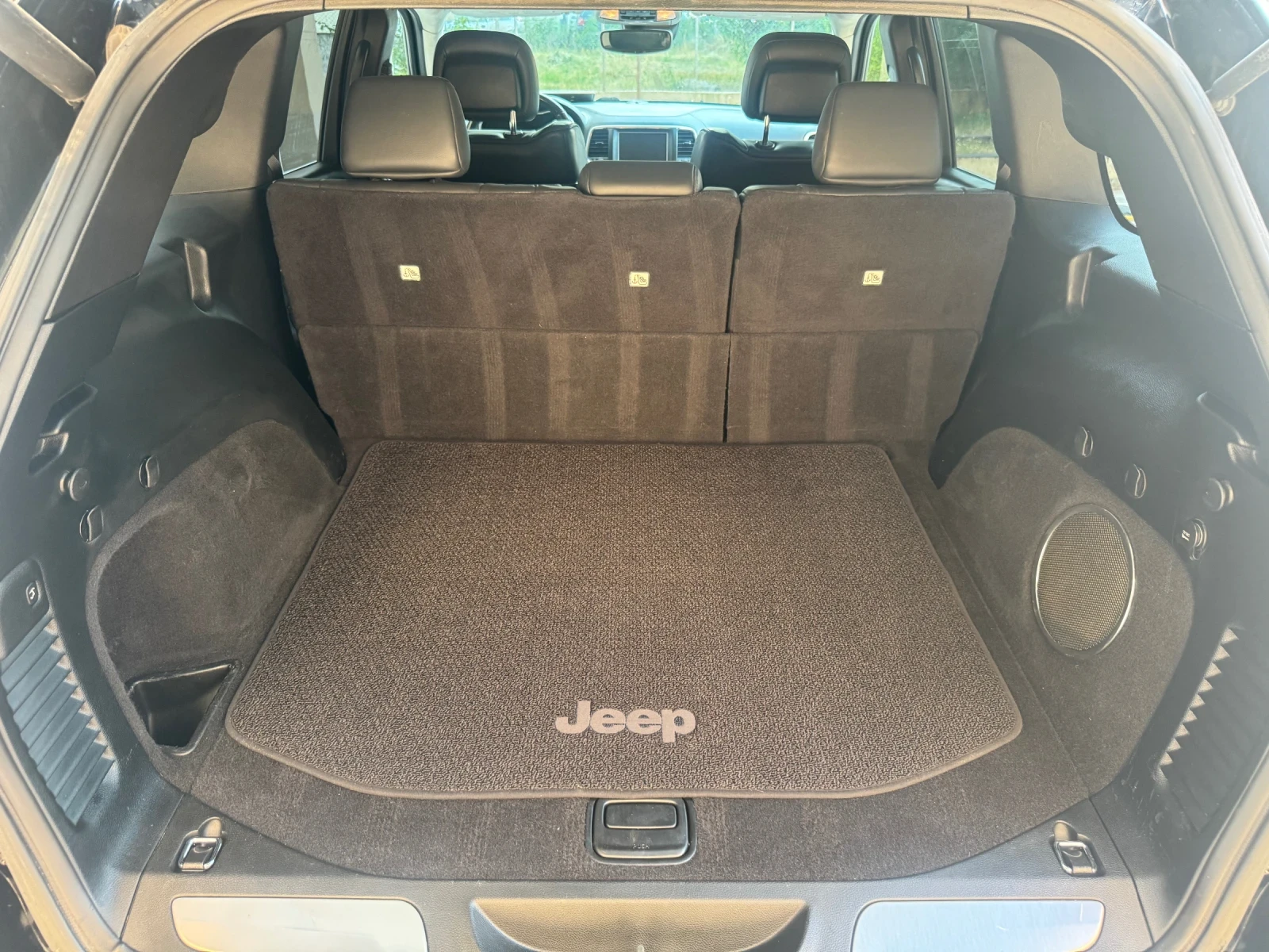 Jeep Grand cherokee, снимка 10 - Автомобили и джипове - 55665661