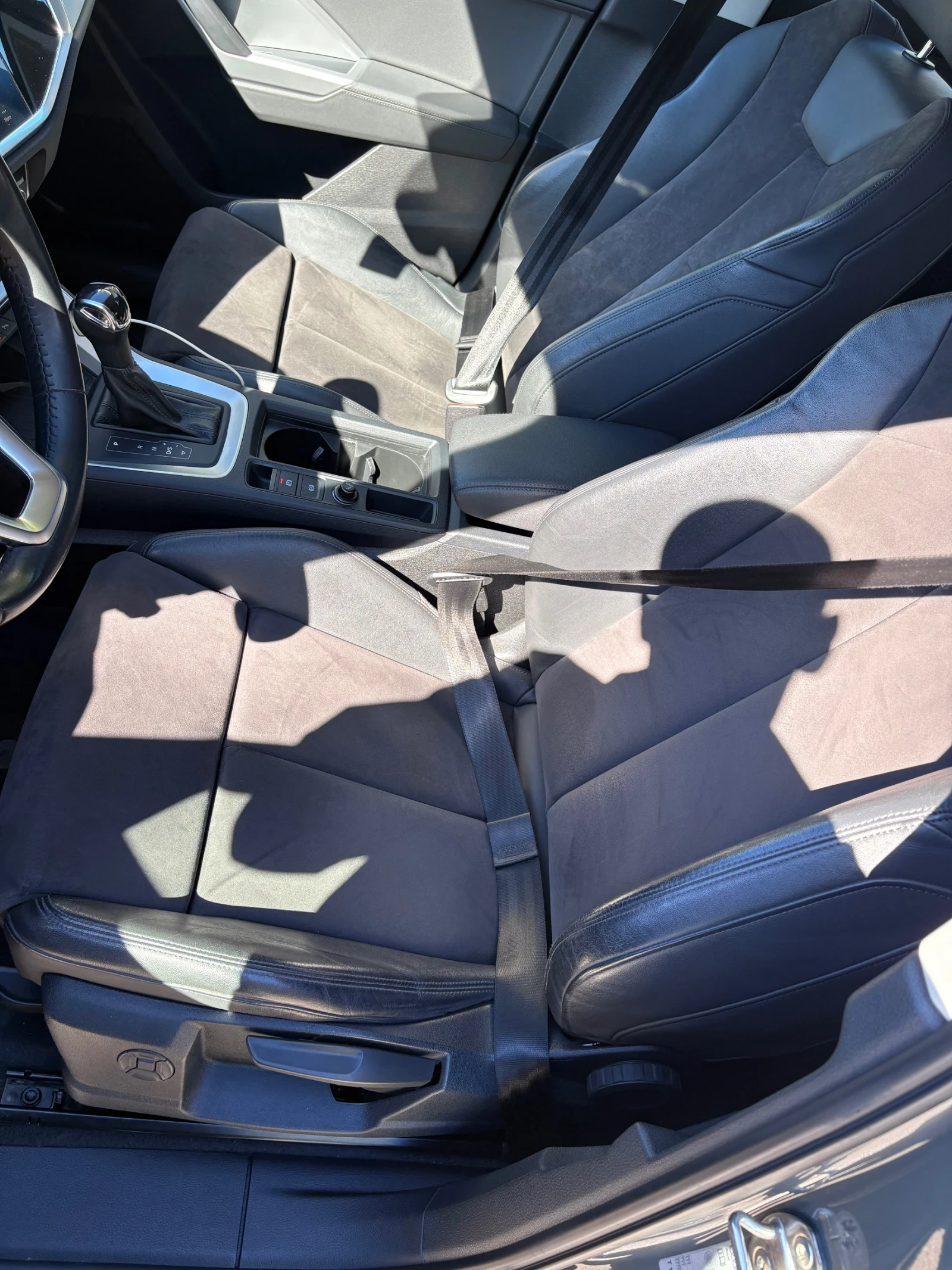 Audi Q3, снимка 8 - Автомобили и джипове - 56416712