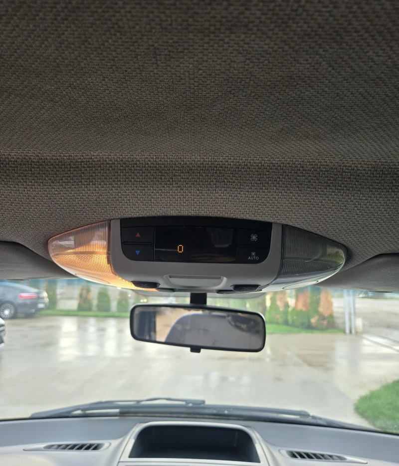 Mercedes-Benz Vito 2.2 CDI* Климатроник* Кожа* , снимка 16 - Бусове и автобуси - 52502435