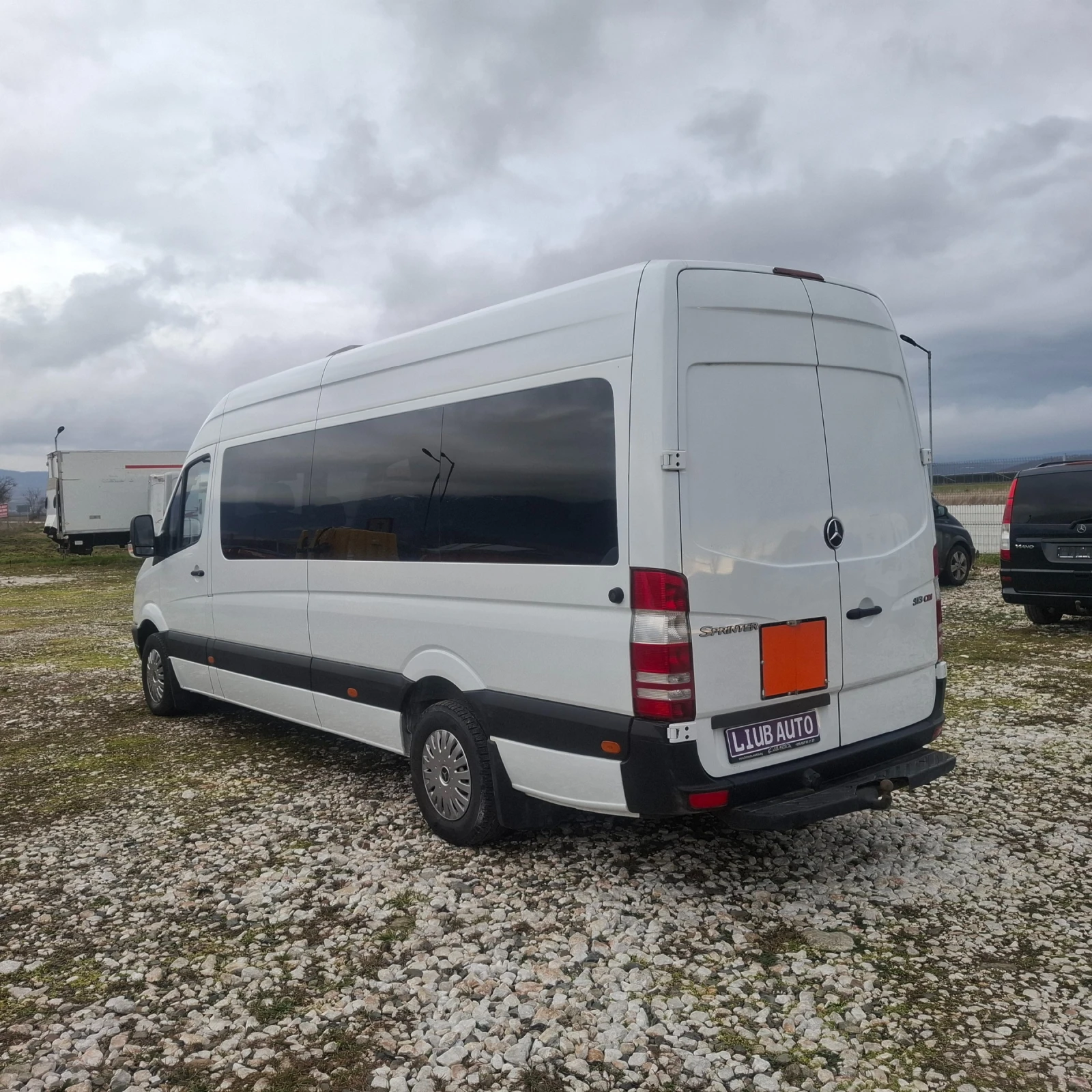 Mercedes-Benz Sprinter 315CDI Двоен Климатик Регистриран - изображение 7