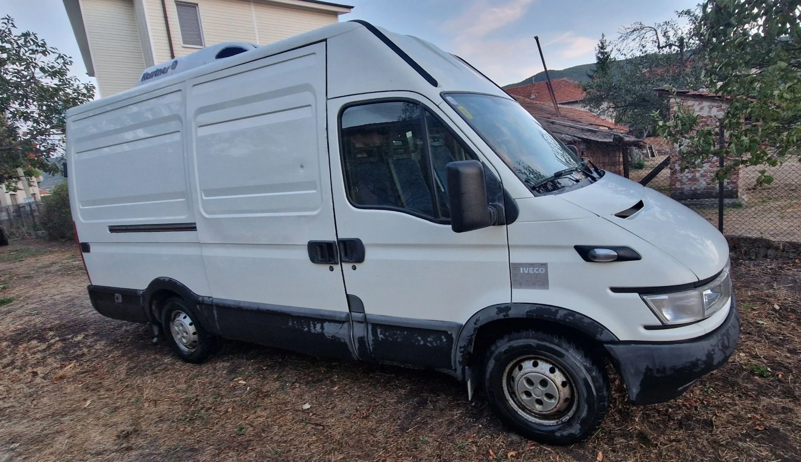 Iveco 35s13 ХЛАДИЛЕН ДО 3, 5Т., снимка 4 - Бусове и автобуси - 54639744
