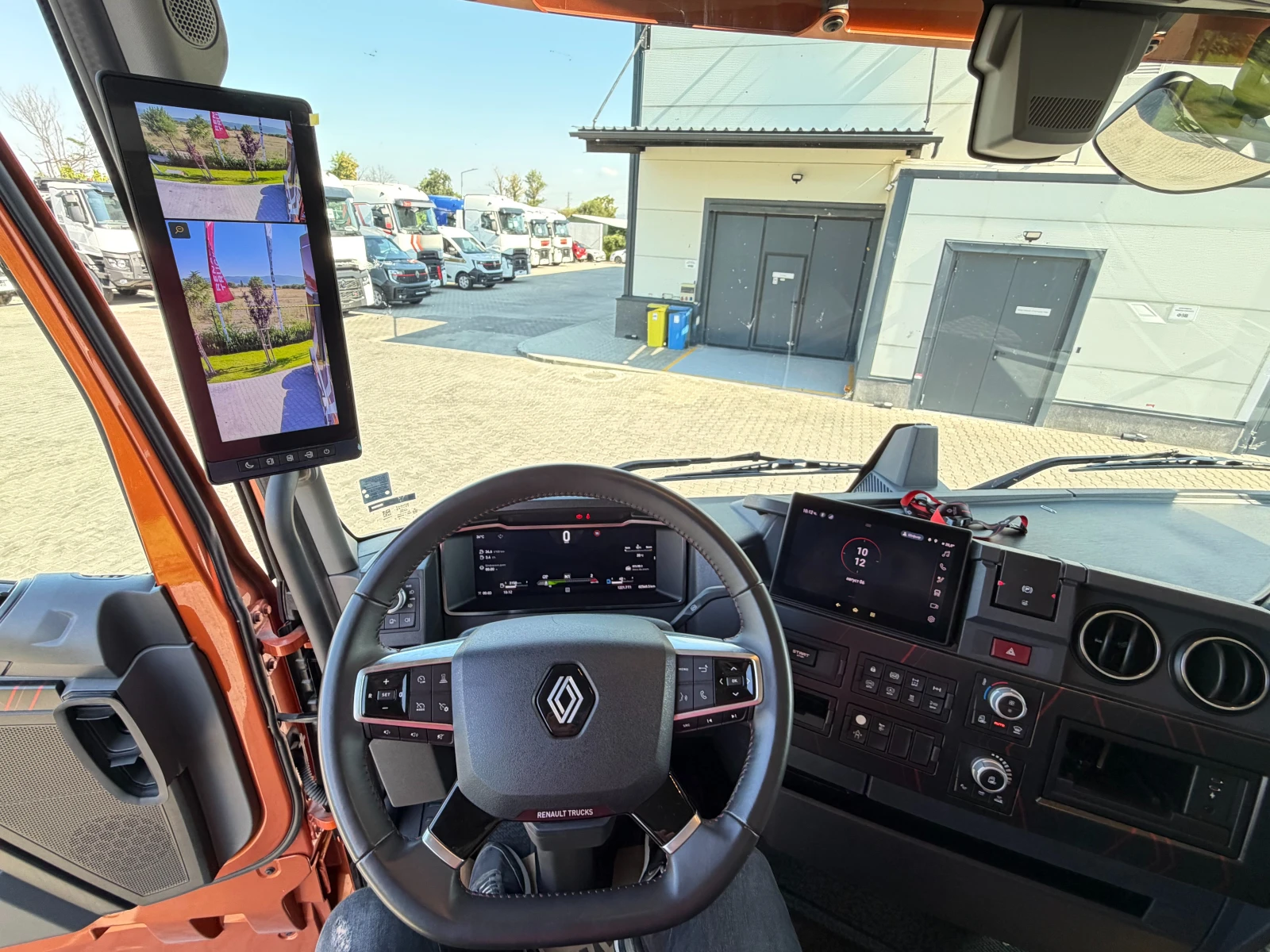 Renault T HIGH 480* SMART RACER* ЛИЗИНГ* 3Г. ГАРАНЦИЯ* , снимка 10 - Камиони - 55588522