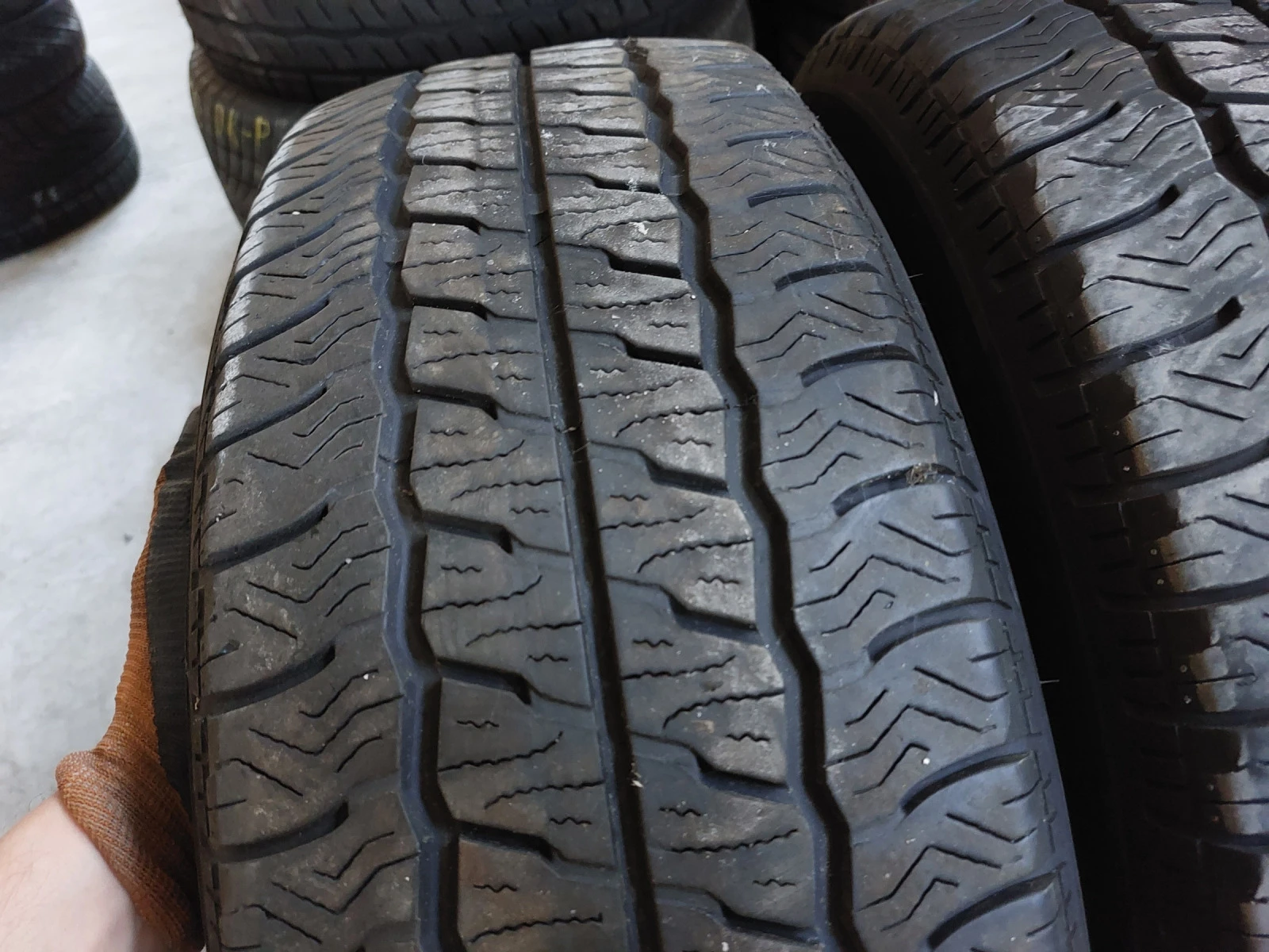 ���� 235/65R16 | Mobile.bg � ����������� 3