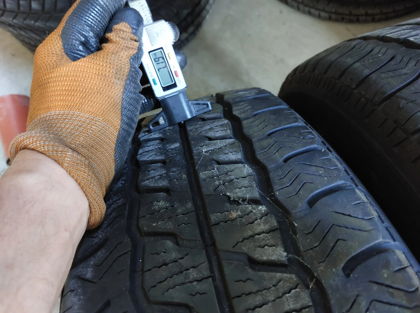 ���� 235/65R16 | Mobile.bg � ����������� 4