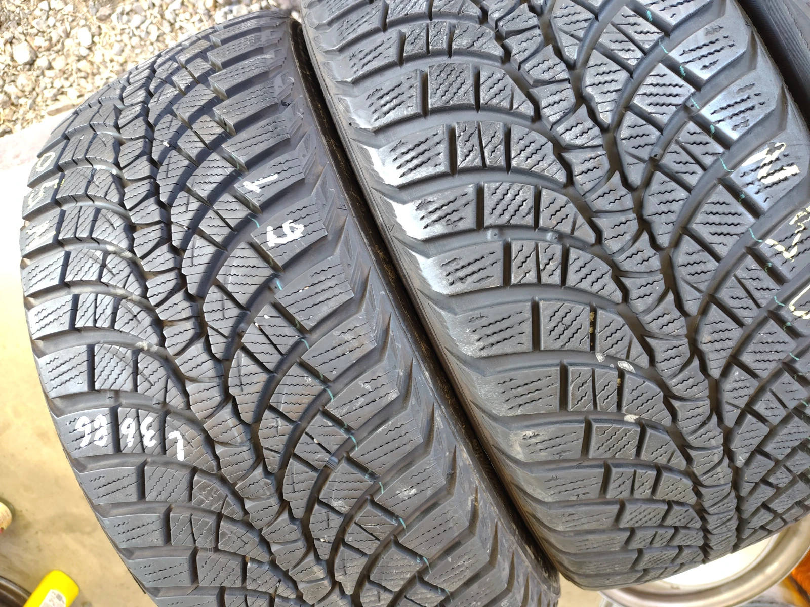  235/45R18 | Mobile.bg   4