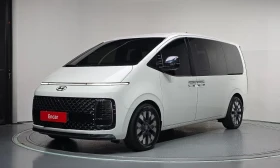 Hyundai Staria ГАЗ* 9 МЕСТЕН* ДВД * 360КАМЕРИ * ПОДГРЕВИ * ОБДУХВ, снимка 1