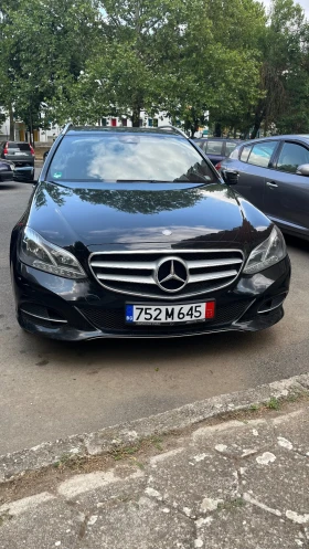     Mercedes-Benz E 220
