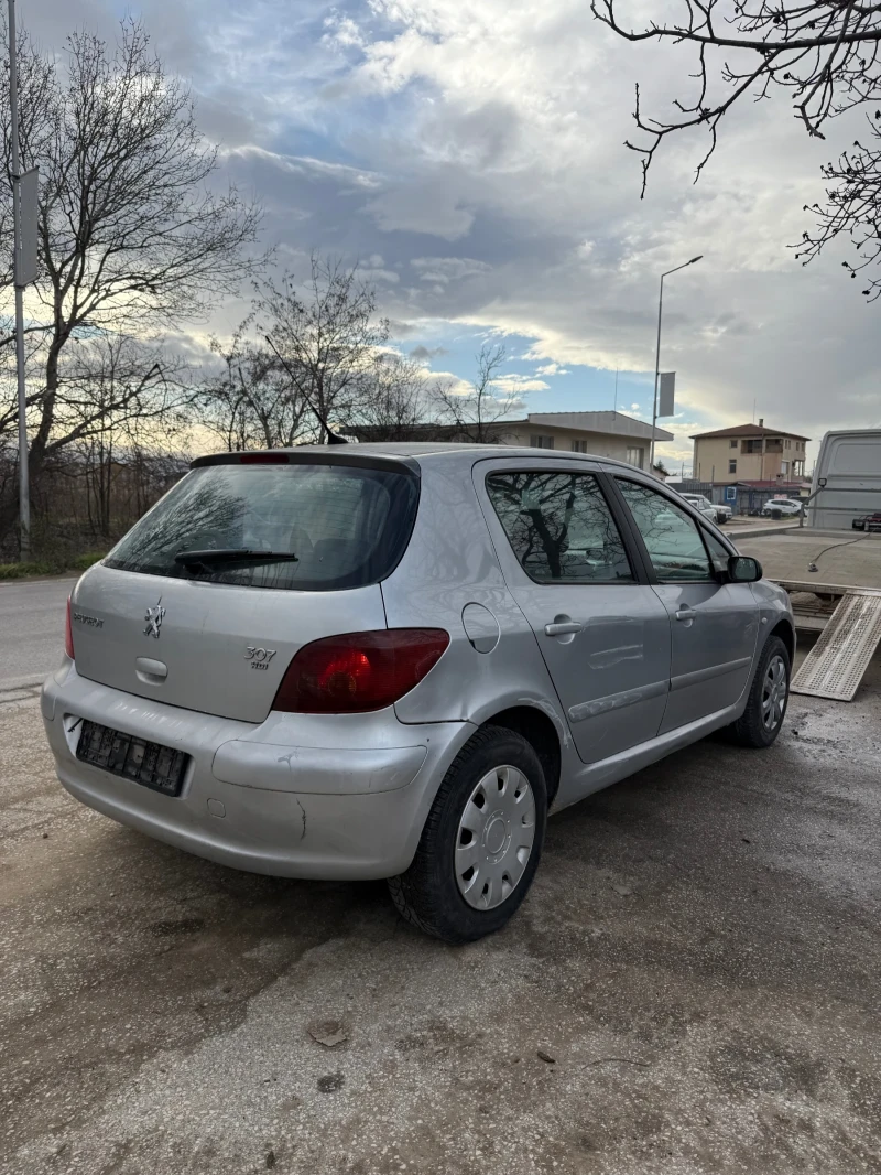 Peugeot 307 1.4i/1.6i/2.0i/1.6HDi/2.0HDi, снимка 9 - Автомобили и джипове - 5207264