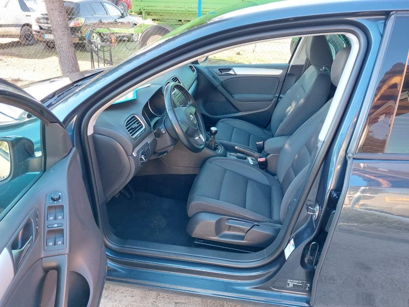 VW Golf 1.6tdi, снимка 8 - Автомобили и джипове - 43760010