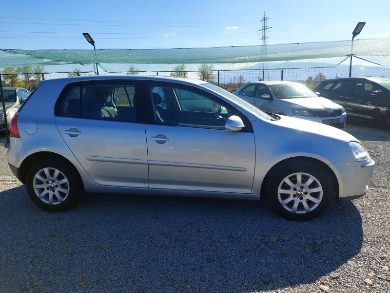 VW Golf Comfortline Автоматик, снимка 4 - Автомобили и джипове - 47607059