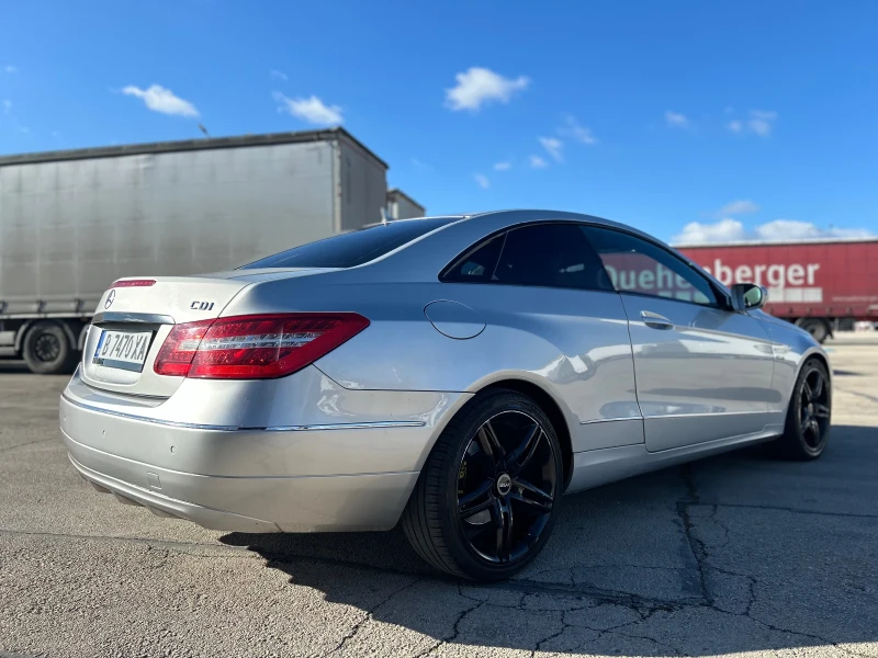 Mercedes-Benz E 250 E250cdi, снимка 5 - Автомобили и джипове - 47991662