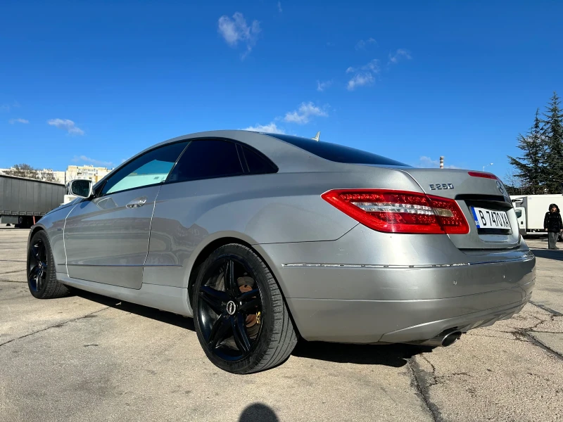 Mercedes-Benz E 250 E250cdi, снимка 4 - Автомобили и джипове - 47991662