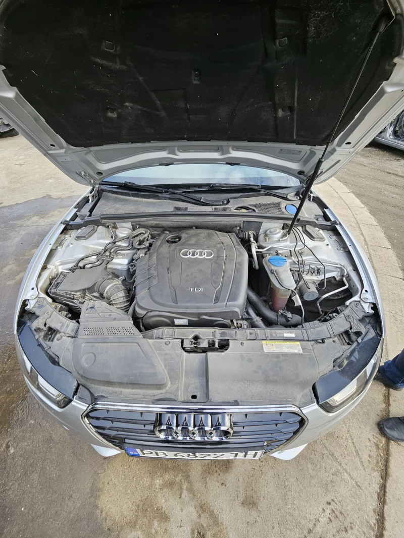 Audi A5 2.0 автом.8 скорсти, снимка 15 - Автомобили и джипове - 48913278