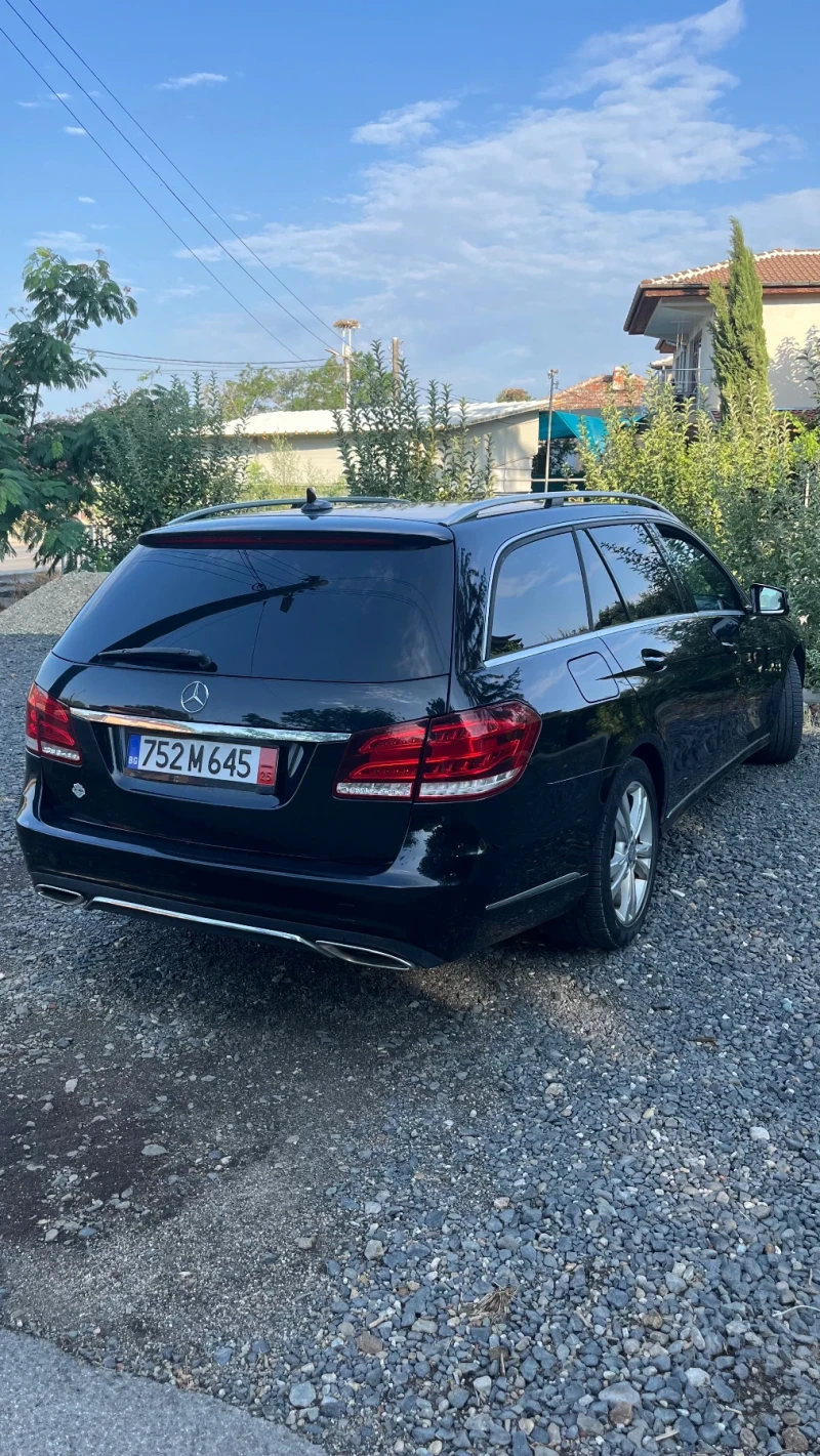 Mercedes-Benz E 220, снимка 9 - Автомобили и джипове - 52673695