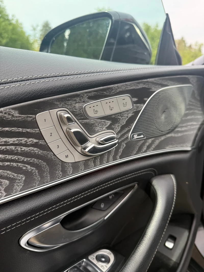 Mercedes-Benz CLS 400 AMG Line, снимка 10 - Автомобили и джипове - 52315034