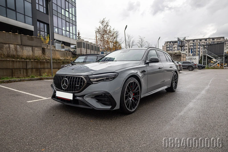 Mercedes-Benz E 53 AMG 4MT 3xMANUFAKTUR 2xEXCL DESIGNO BURM PANO ОБДУХВ, снимка 3 - Автомобили и джипове - 52473769