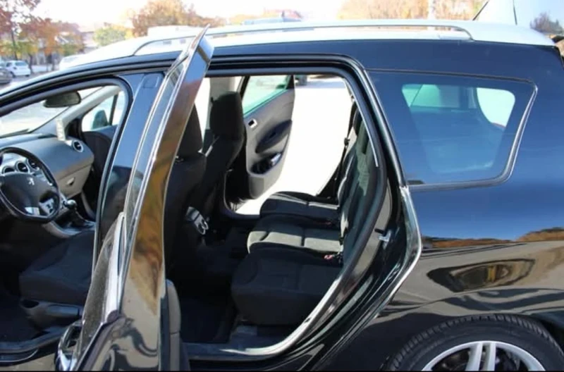 Peugeot 308 308SW 1.6hdi, снимка 8 - Автомобили и джипове - 52725507