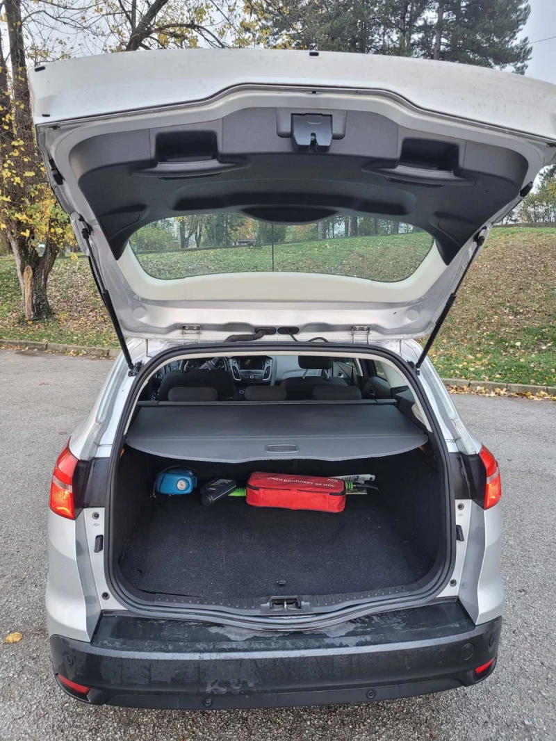Ford Focus, снимка 8 - Автомобили и джипове - 52793997