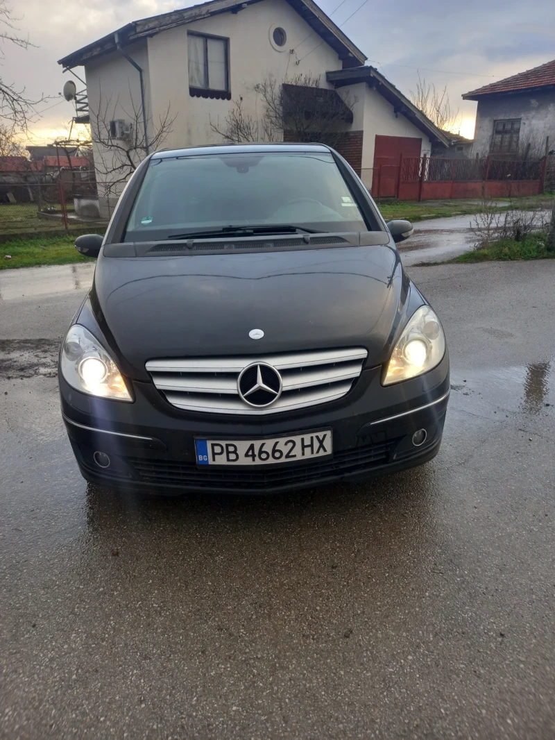 Mercedes-Benz B 200