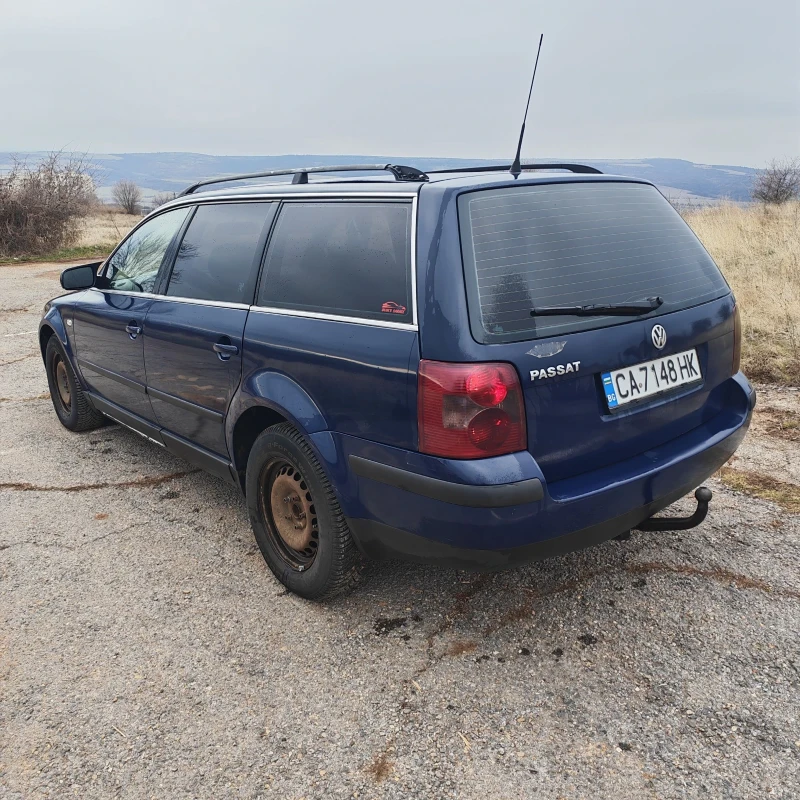 VW Passat, снимка 4 - Автомобили и джипове - 53170027