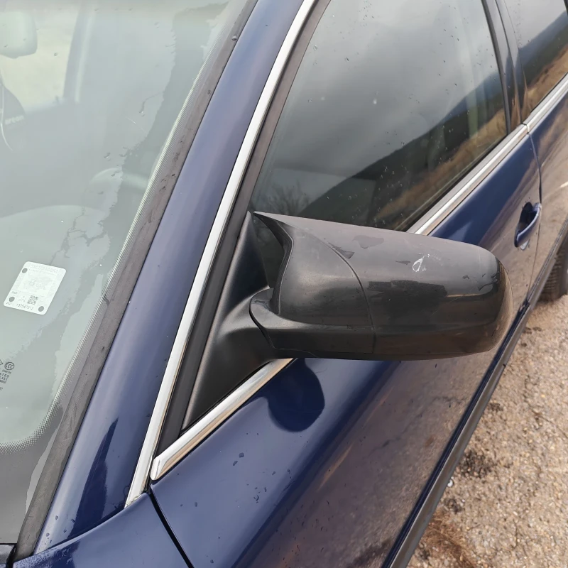 VW Passat, снимка 5 - Автомобили и джипове - 53170027