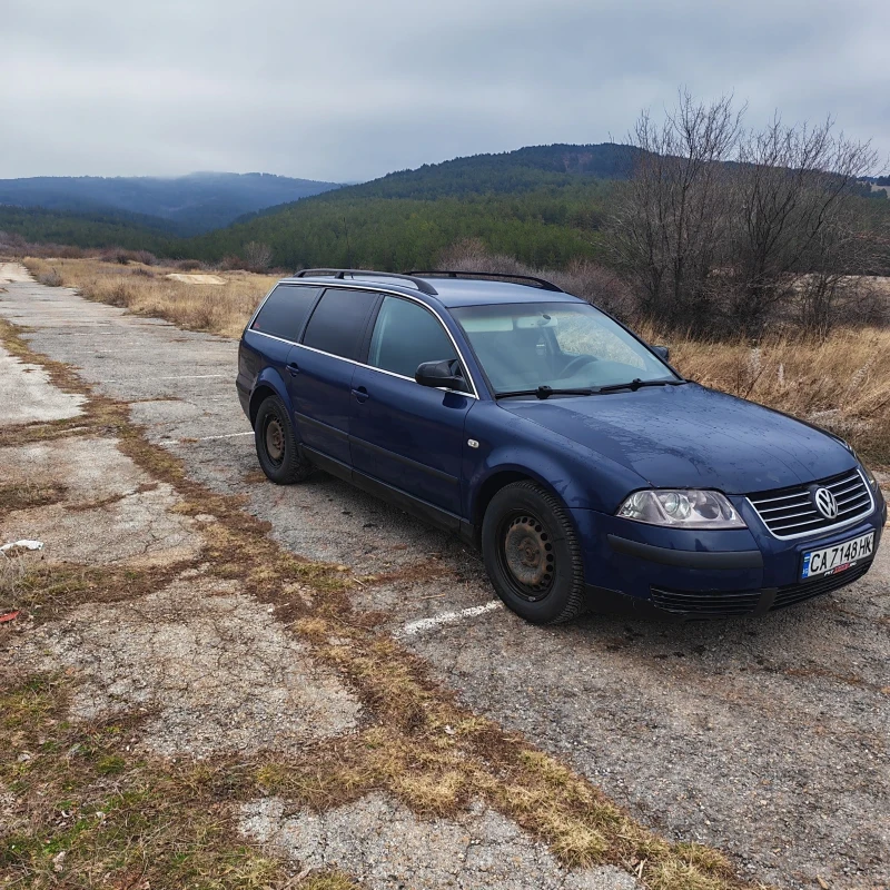 VW Passat, снимка 10 - Автомобили и джипове - 53170027