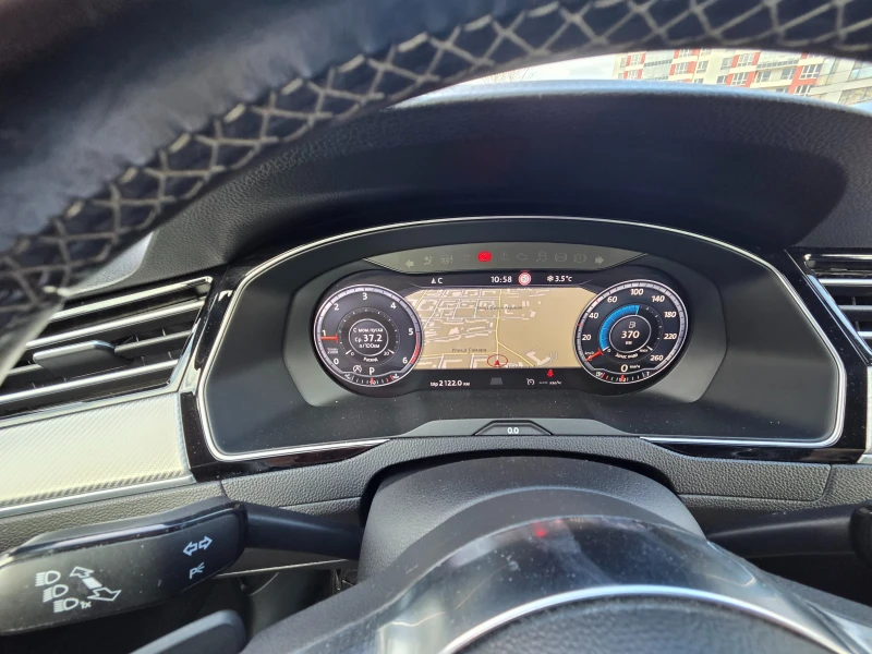 VW Passat R Line, снимка 8 - Автомобили и джипове - 53333856