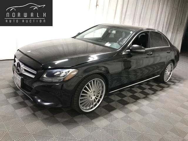 Mercedes-Benz C 300, снимка 1 - Автомобили и джипове - 48718457