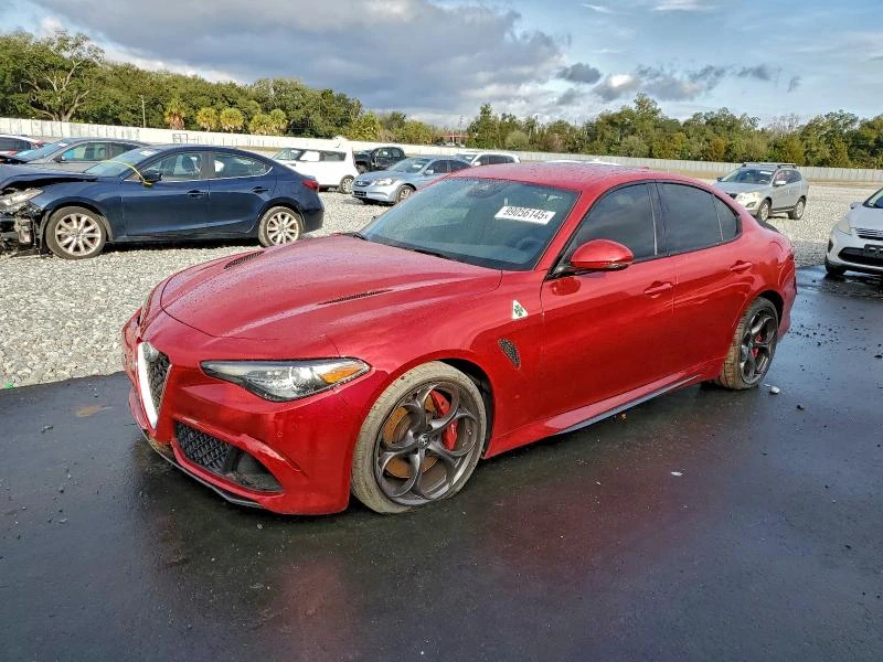 Alfa Romeo Giulia QUADRIFOGLIO 
