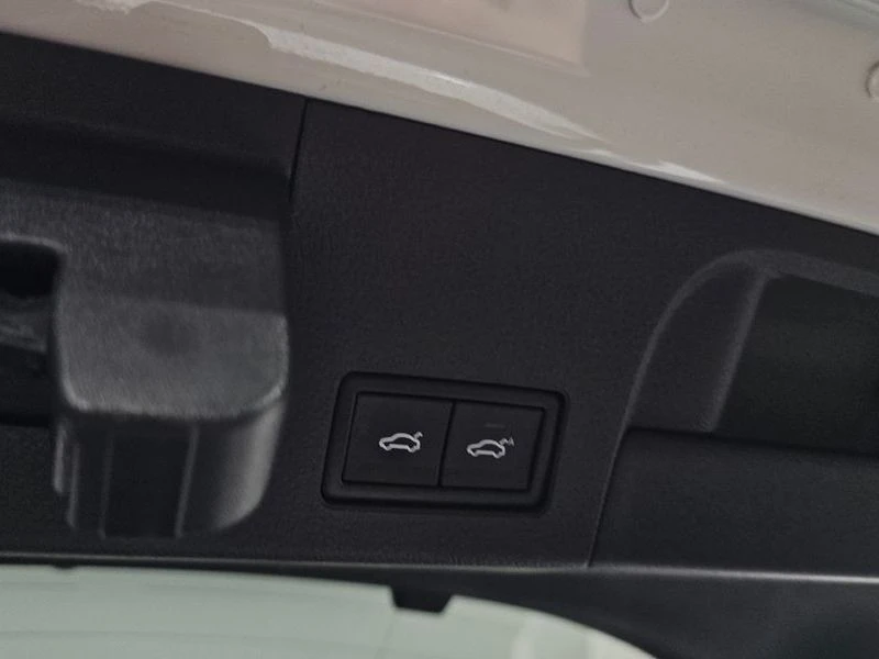 VW Arteon 2.0 TDI Presige 4Motion| 190к.с., снимка 17 - Автомобили и джипове - 56309567