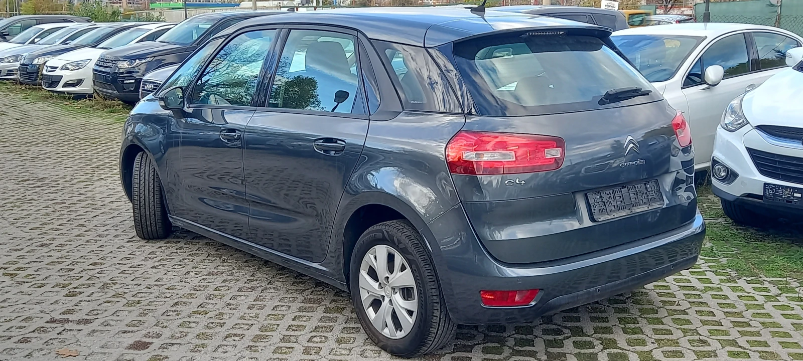 Citroen C4 Picasso 1.6HDi ИЗКЛЮЧИТЕЛН СЕРВИ КНИЖК ОБСЛУЖEН УНИКТ НАВИ - изображение 4