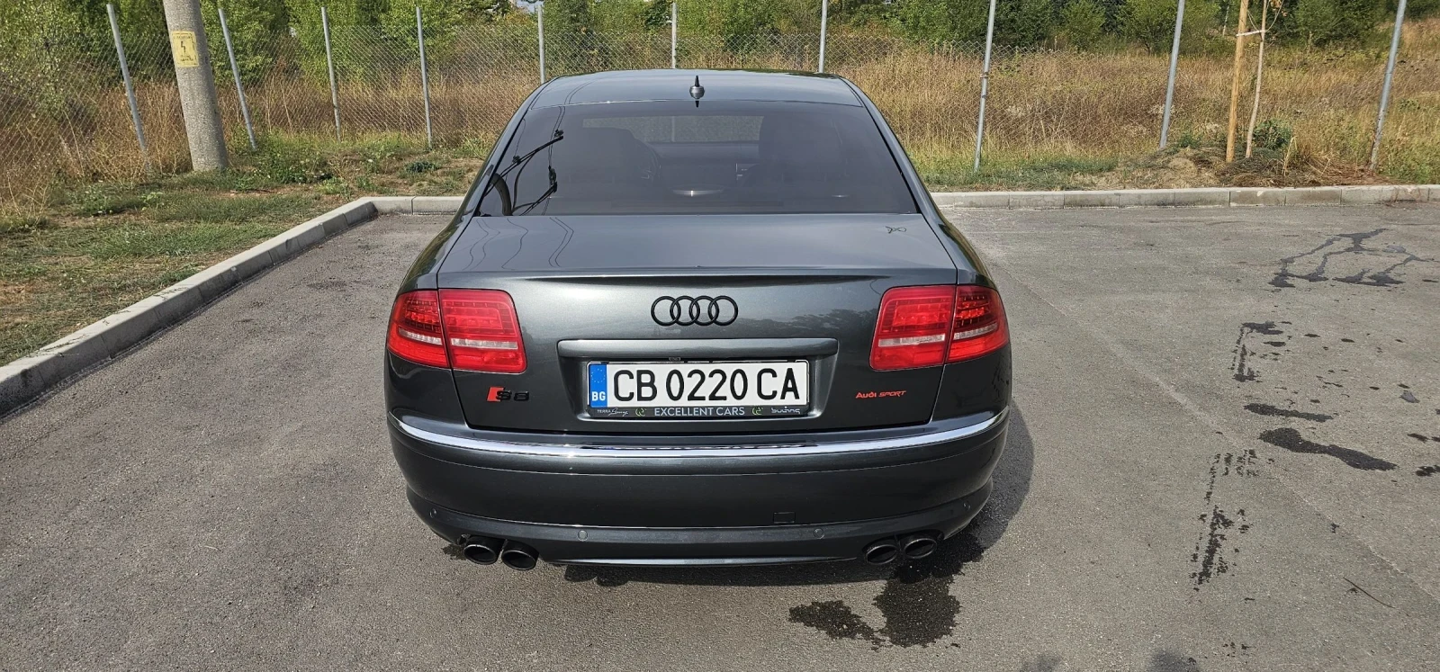 Audi S8 5.2 V10 - изображение 6