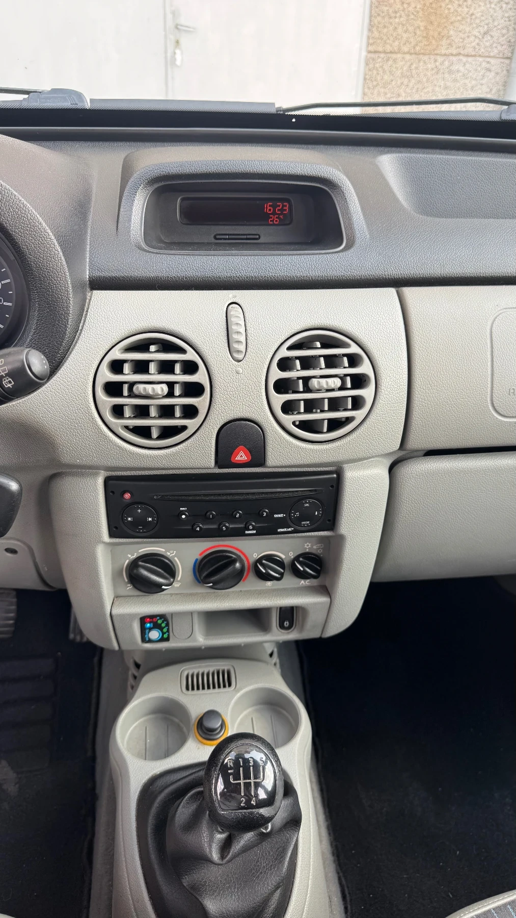Renault Kangoo  - изображение 9