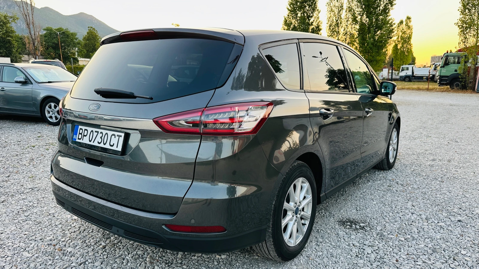 Ford S-Max 2.0d-150kc-8 speed -7места - изображение 4