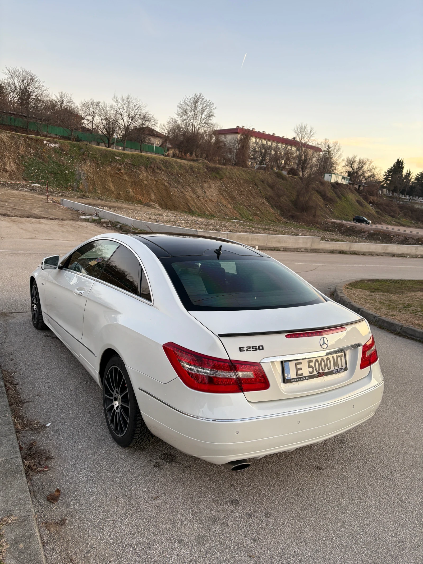 Mercedes-Benz E 250  - изображение 6