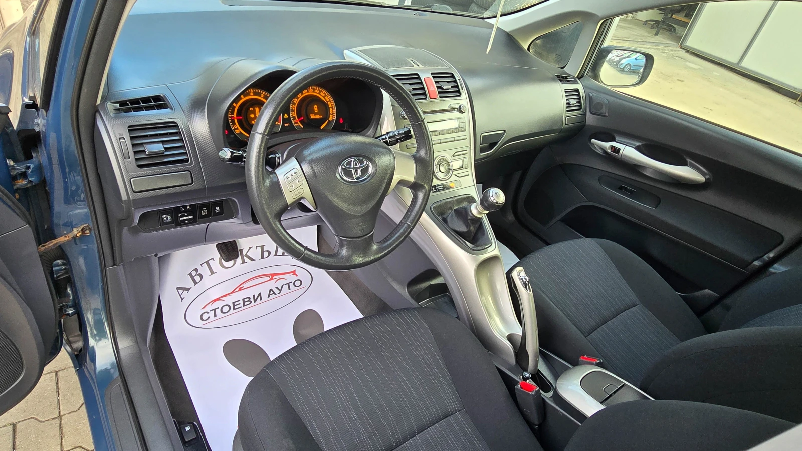 Toyota Auris 101кс* 6скорости* бензин - изображение 10