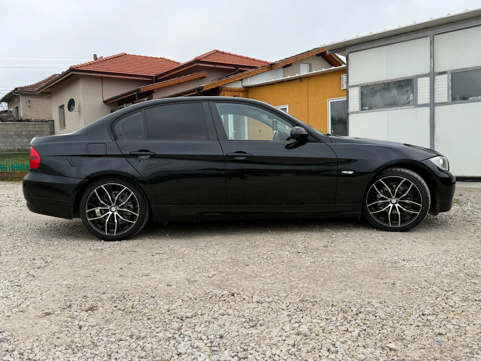 BMW 320, снимка 3 - Автомобили и джипове - 53846600