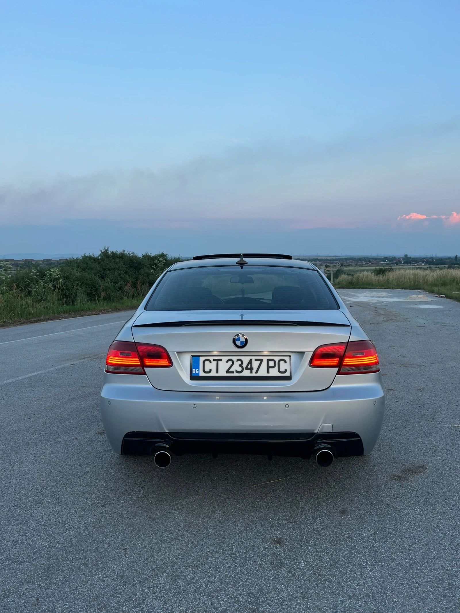 BMW 320 LOGIC7/RECARO/M PACK/335OPTIC/NAVI, снимка 6 - Автомобили и джипове - 54860158